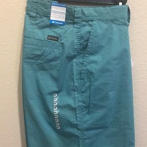 Columbia shorts size 40